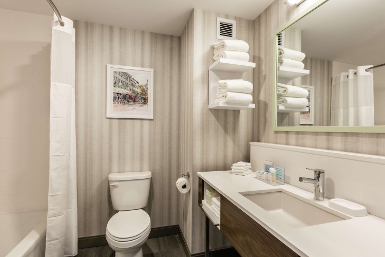 Hampton Inn & Suites Beauport, Quebec, Canada photo 9