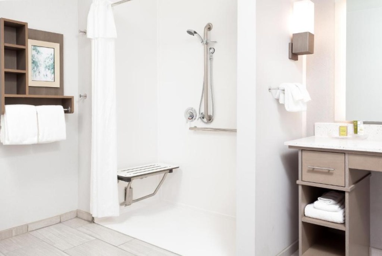 1 Bedroom Quadruple Suite