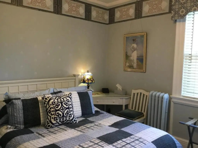 Amherst Inn