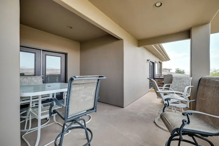 Golf Course Views & Private Deck: Mesquite Condo!