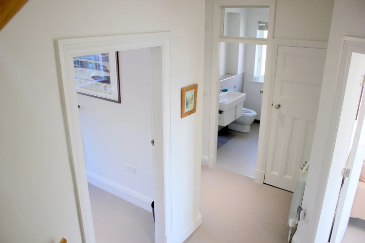 Peymans - The Luxurious Duplex Serviced Apartment