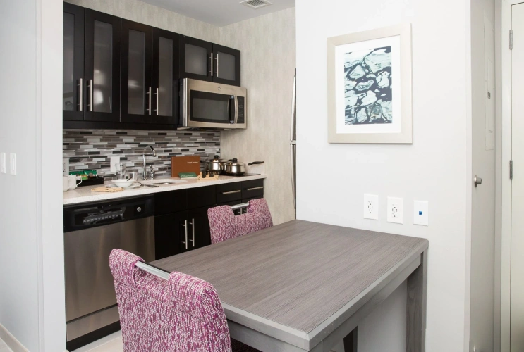 2 Bedrooms Suite