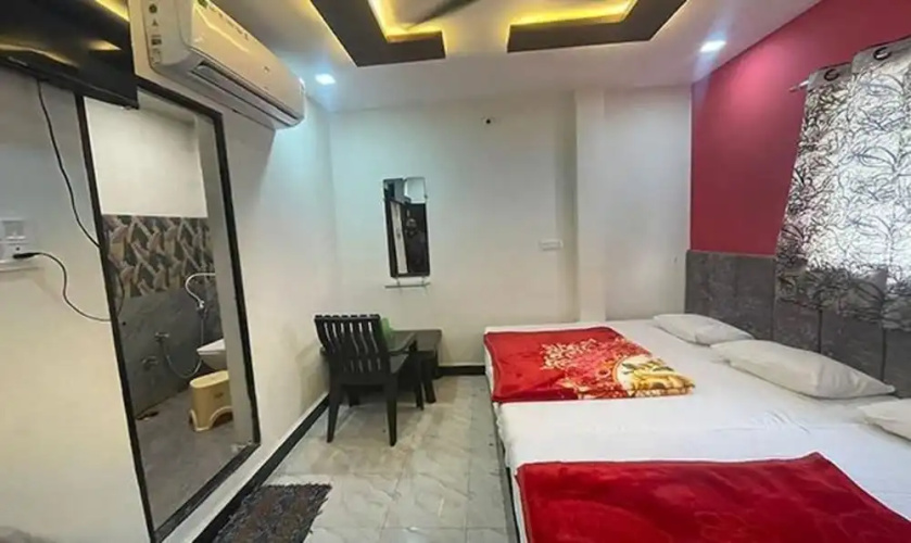 Fabexpress Rudraksh Palace