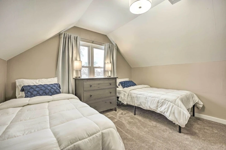 3 Bedrooms Cottage
