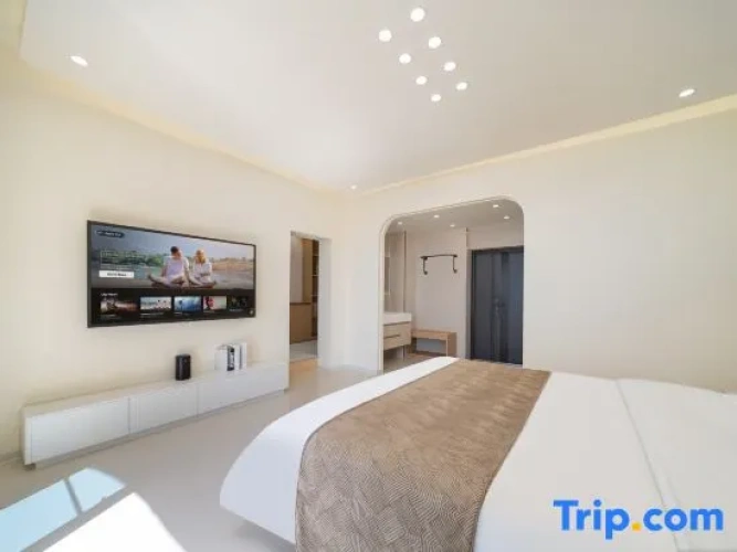 Deluxe Twin Family room with balcony and with sea view