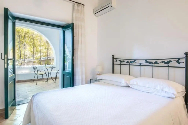 Standard Double room with garden view