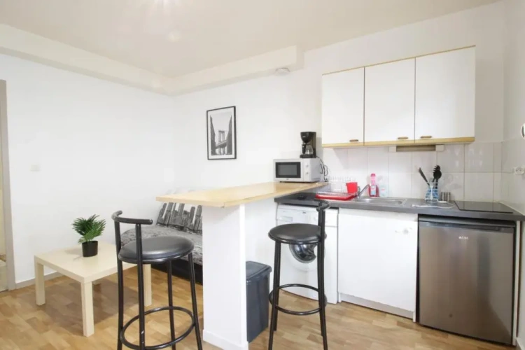 1 Bedroom Apartment