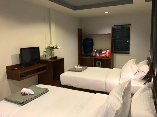 Standard Twin room with balcony
