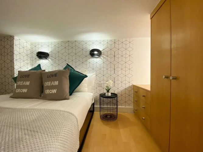Modern studios Close to Hyde Park