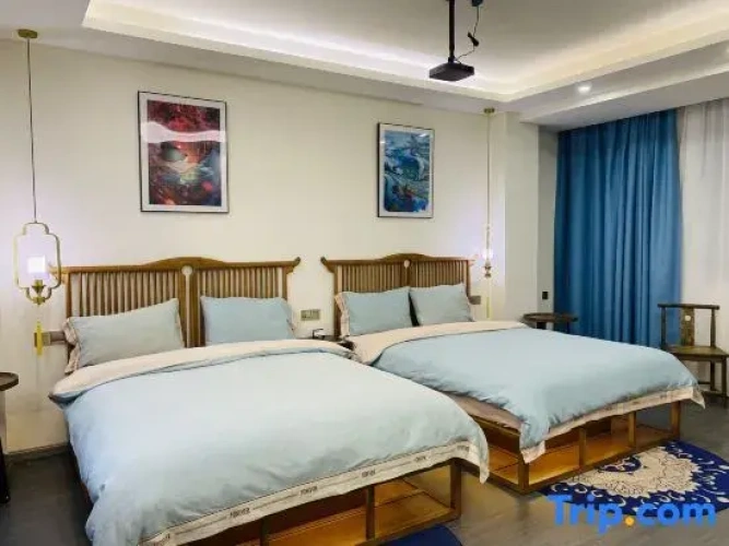 Comfort Twin Family room with sunrise view