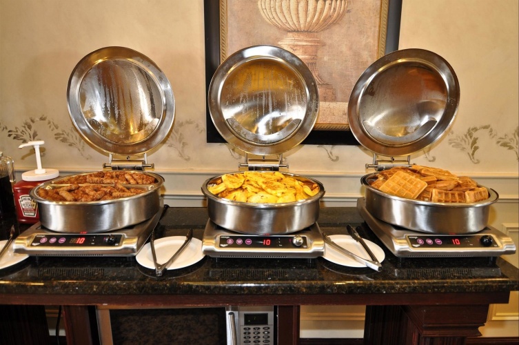 Best Western Plus Orillia Hotel photo 12