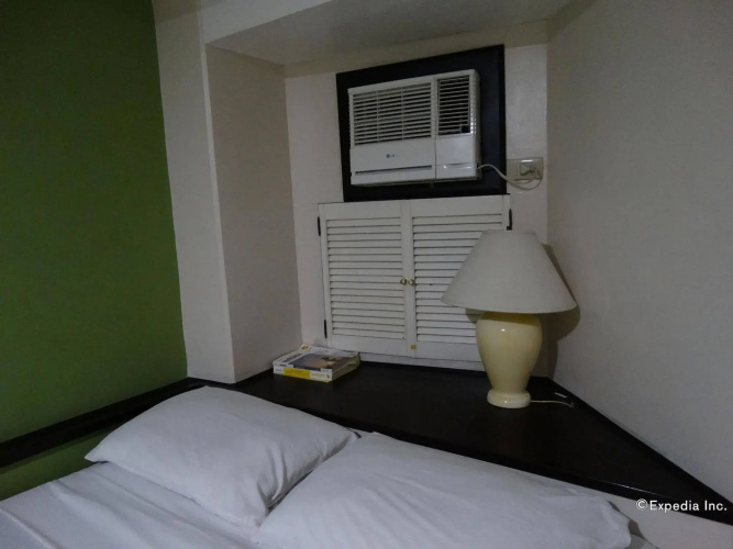 Ralph Anthony Suites