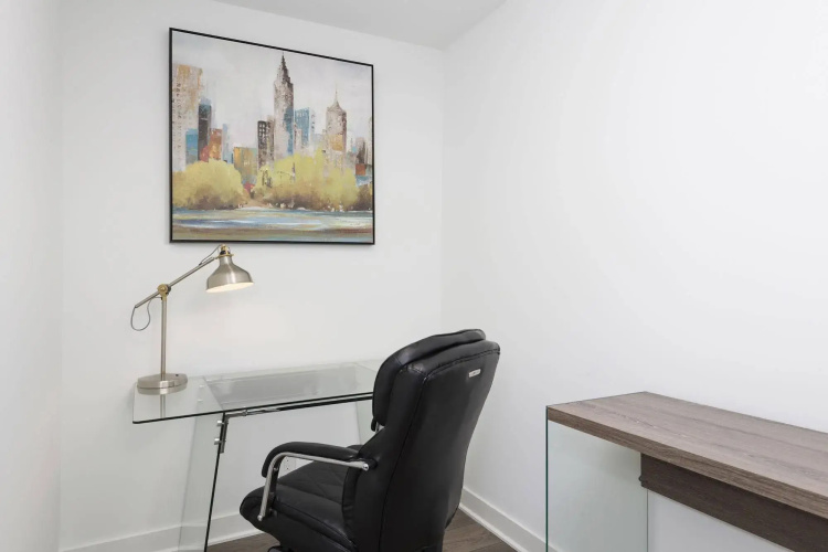 Diamond Vacation Homes - Eaton Centre