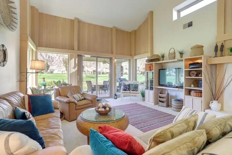 067098 Chic 3 BR Condo w/ Mtn & Golf Course Views