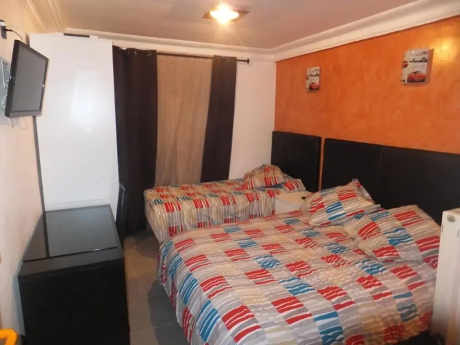 Standard Triple room