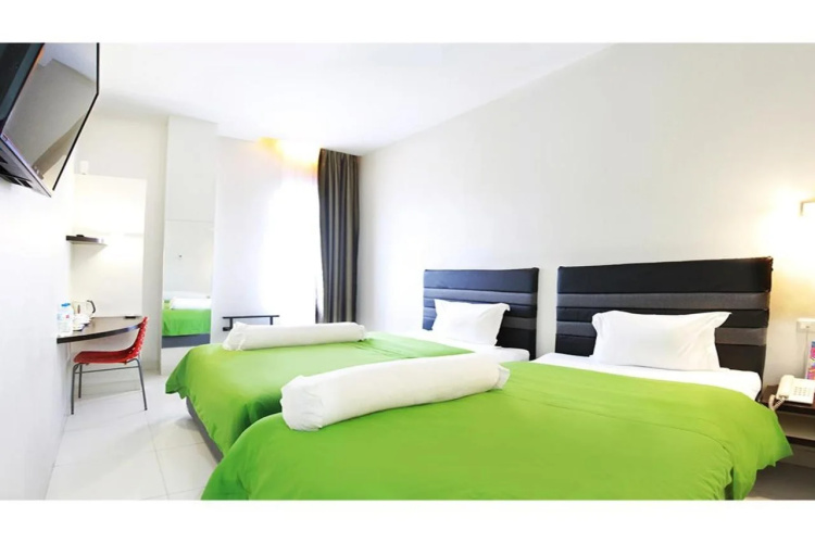 Emerald Hotel