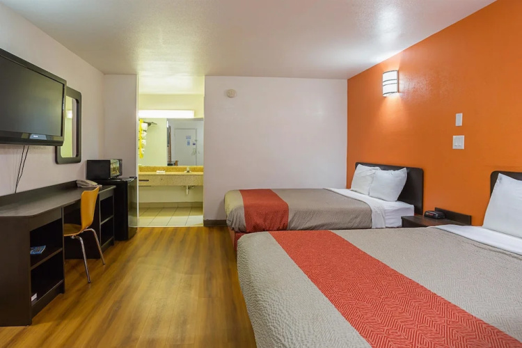Motel 6 Brinkley