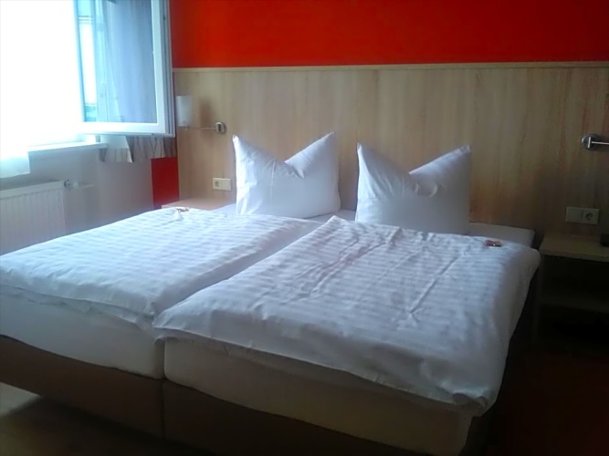 Standard Single room with view