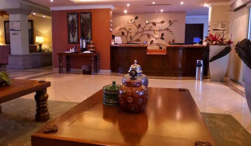 voco SALTILLO SUITES by IHG
