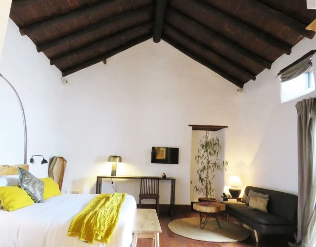 N1 Double room