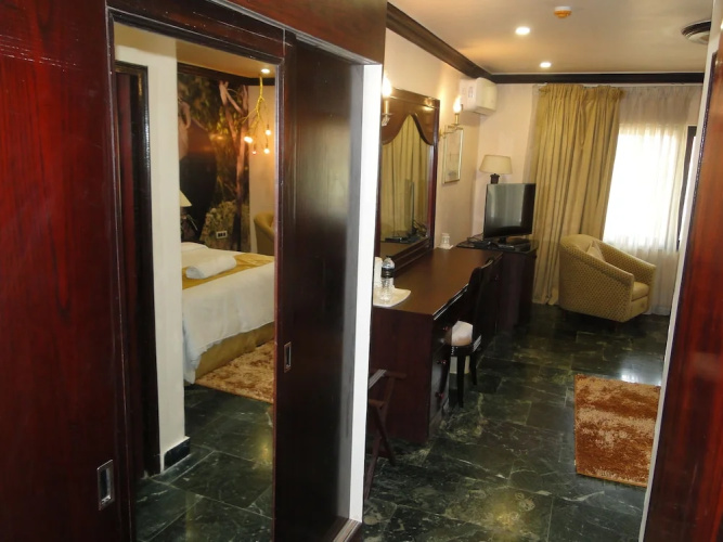 Mandarin Resort