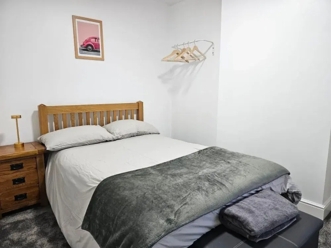 Comfortable 2-bed Home for Work & Longer Stays