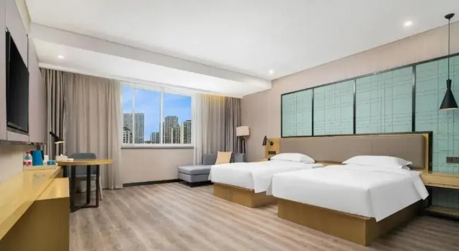 Echarm Hotel Yingshang Wuzhou Wanhui Square