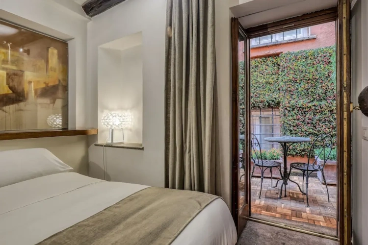 Deluxe Double room with balcony