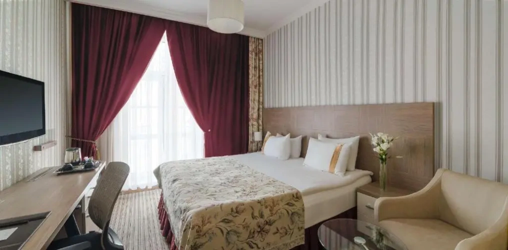 Standard Double room with balcony