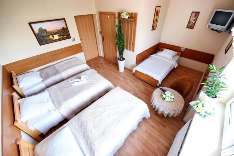 Standard Quadruple room