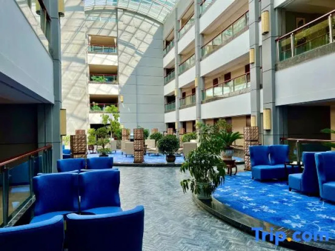 Botai Linzhi Hotel