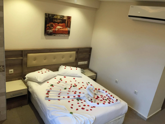 Beyoglu Palace Thermal Hotel