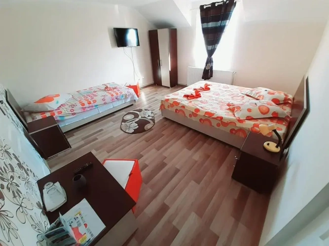 Standard Triple room with view