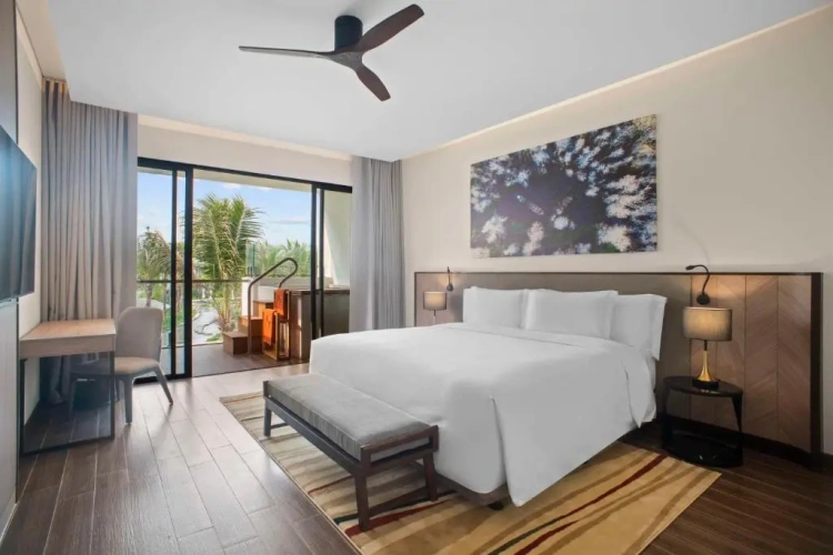 2 Bedrooms Villa