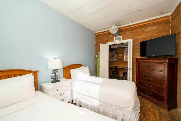 Seaport Suite