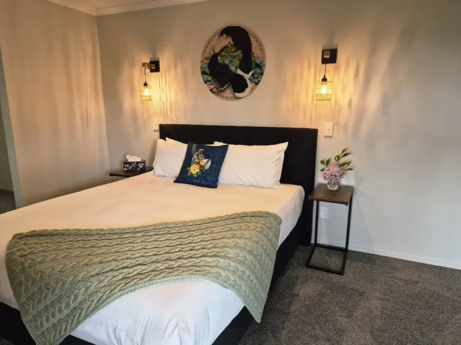 Centrally Located Hilltop Apartment - Kaikōura