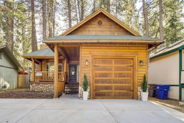 3 Bedrooms Cottage