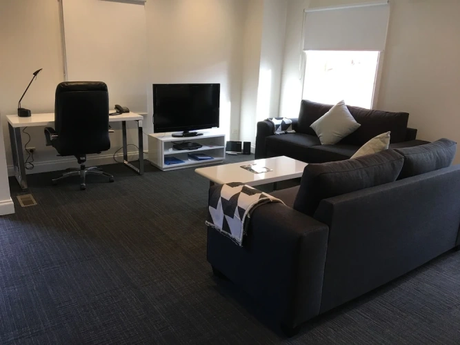 2 Bedrooms Villa