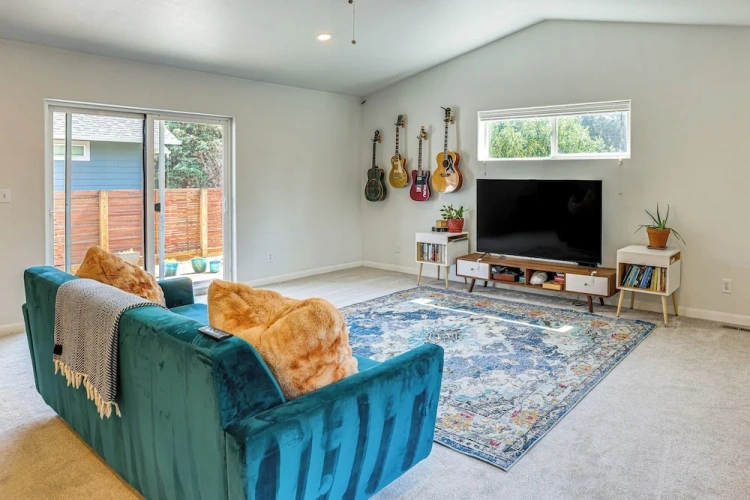 3 Bedrooms Cottage