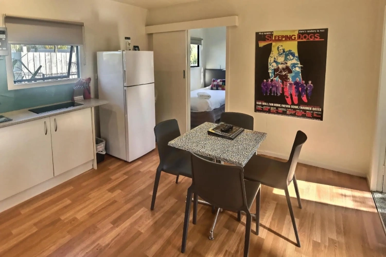 2 Bedrooms Cottage