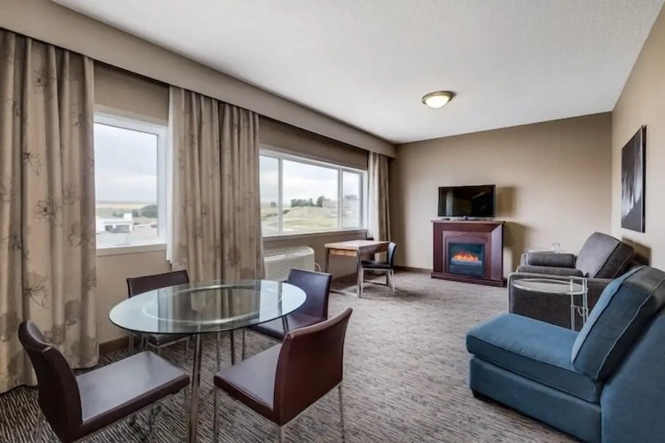 2 Bedrooms Suite