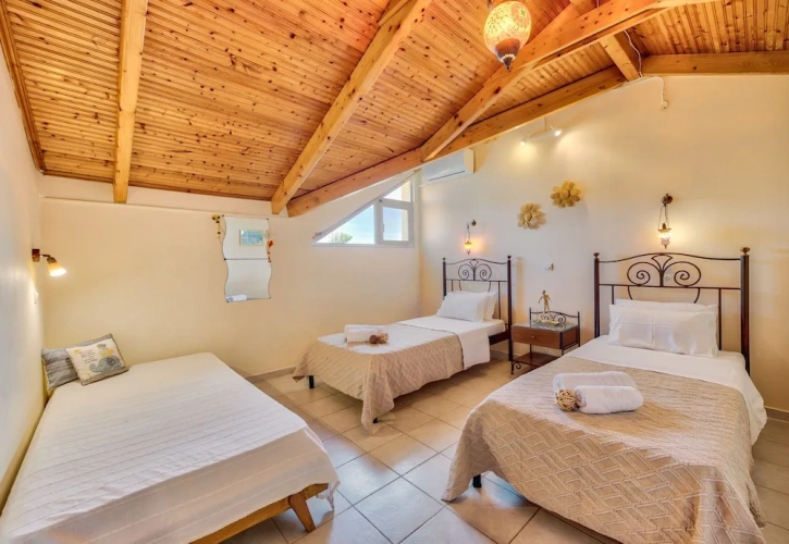 Suite with balcony