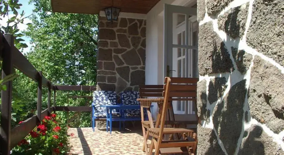 TIHANY-SAJKOD