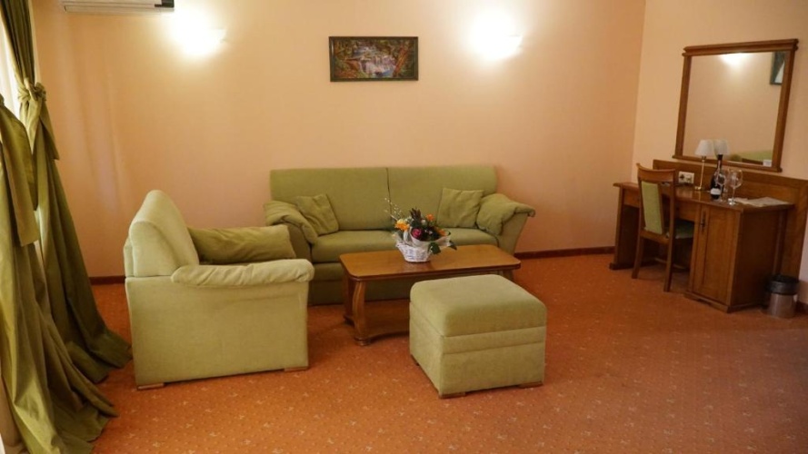 Luxury Single room with balcony and with view
