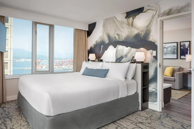Delta Hotels by Marriott Vancouver Downtown Suites