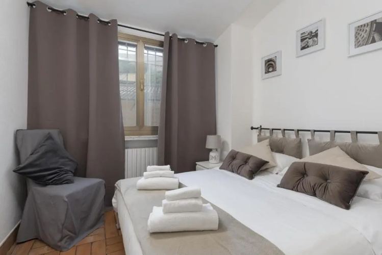 Take You Rome - Vatican Apartment
