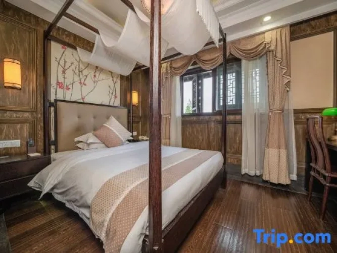 Triple Family Suite