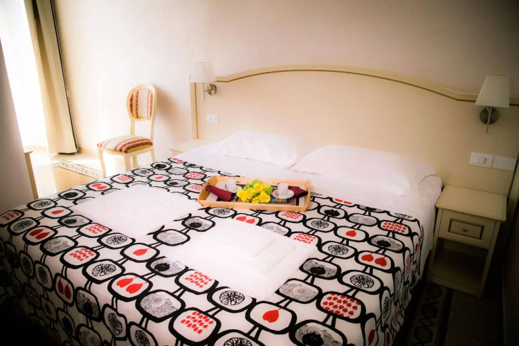 St. Peter Central Rooms B&B