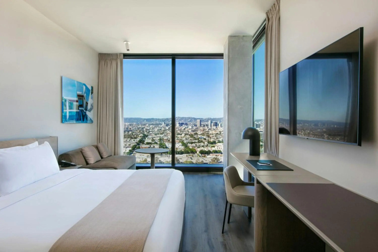 AC Hotel Downtown Los Angeles, a Marriott Hotel
