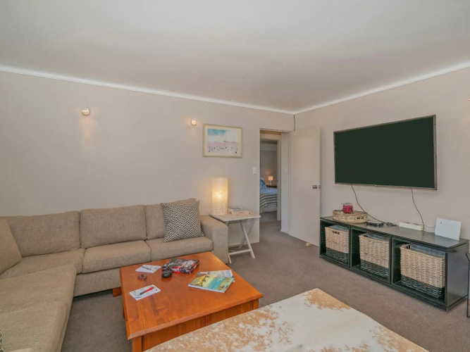 Bach on Boulevard - Pauanui Holiday Home